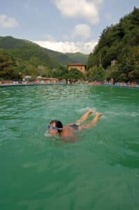 piscina termale equi